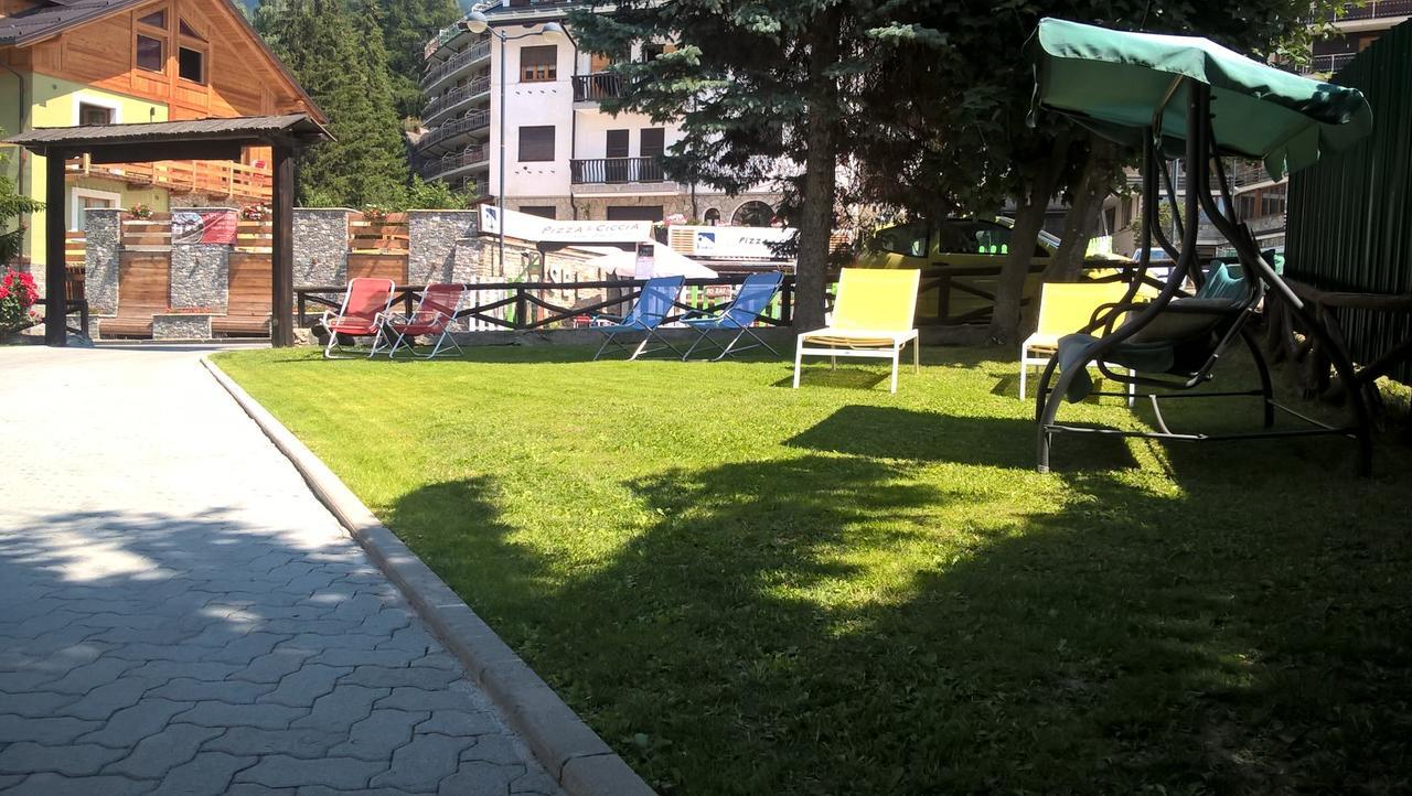 Hotel Villa Cary Sauze D'Oulx Exterior photo